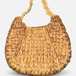 Woven straw basket beaded handle